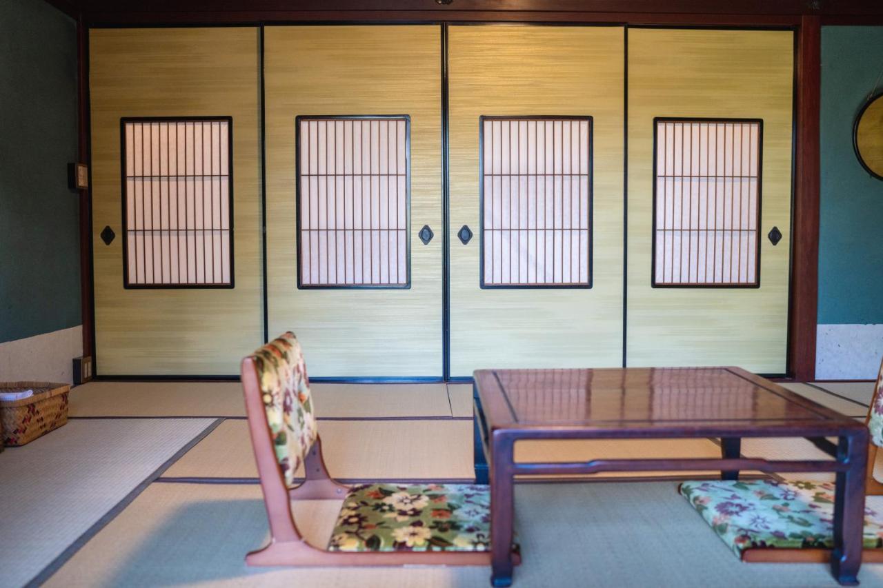 Machiya Guest House Carta Kanazawa Esterno foto