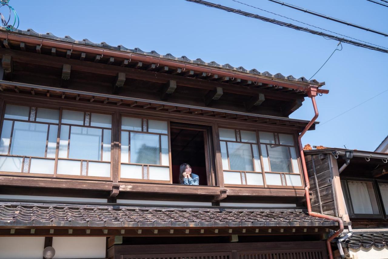 Machiya Guest House Carta Kanazawa Esterno foto